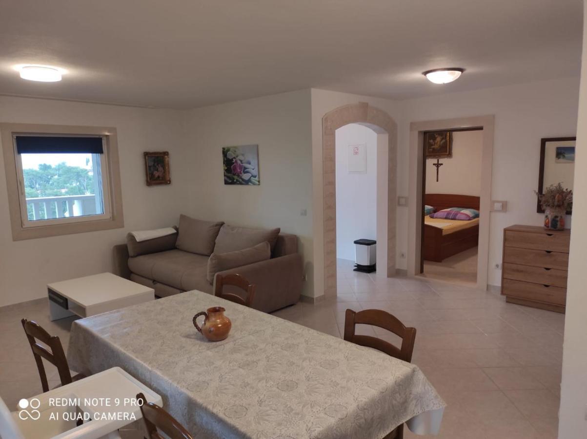 Apartments Marko Sutivan Insel Brac Dış mekan fotoğraf