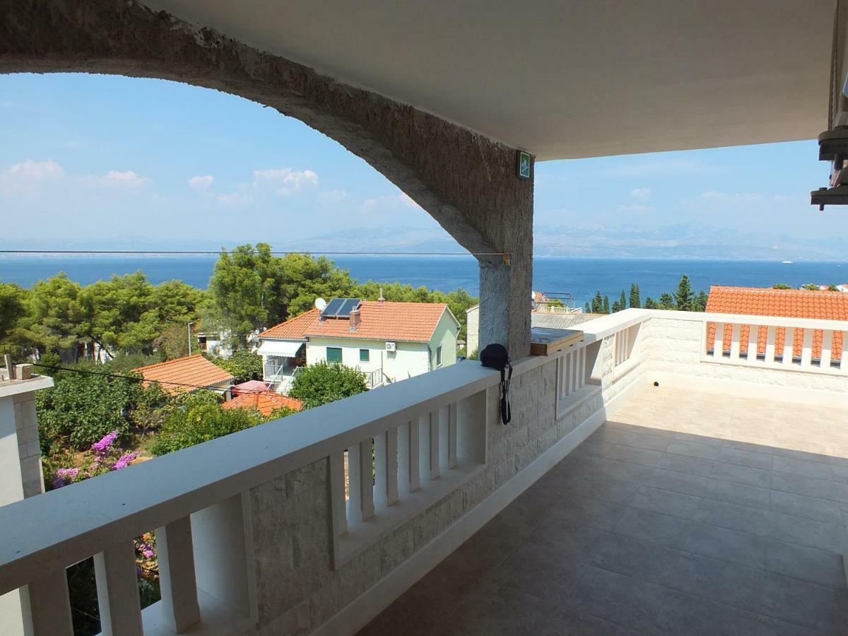 Apartments Marko Sutivan Insel Brac Dış mekan fotoğraf