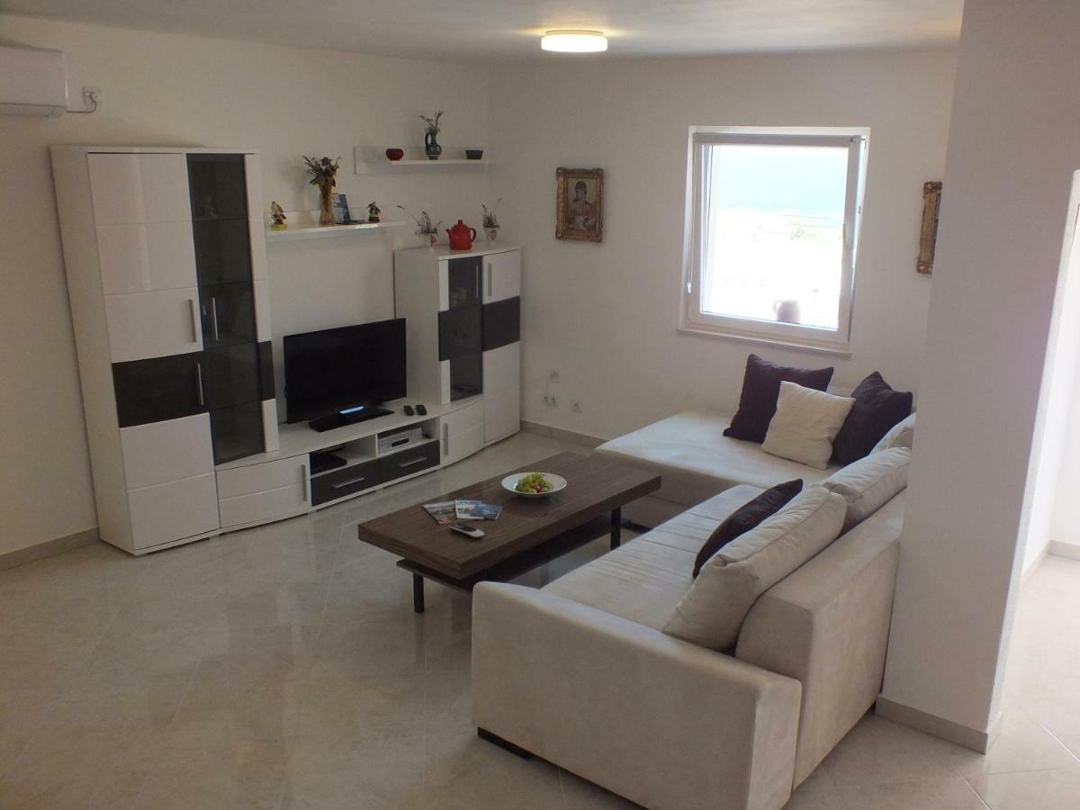 Apartments Marko Sutivan Insel Brac Dış mekan fotoğraf