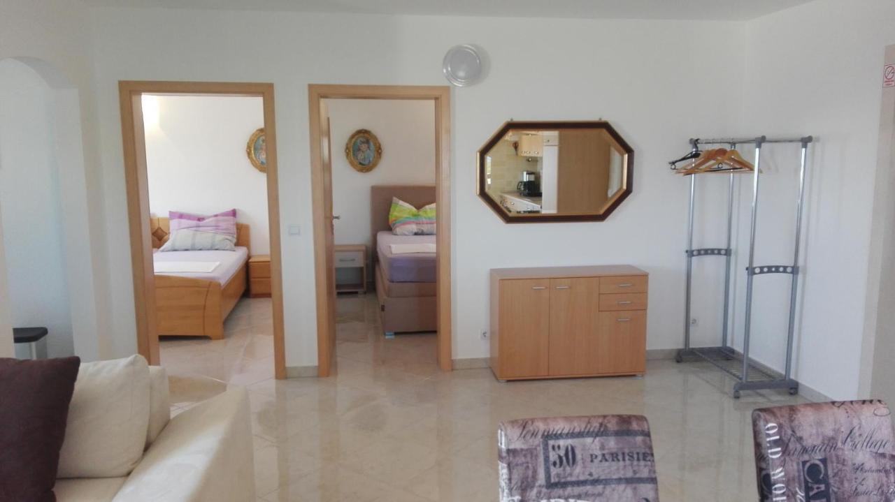 Apartments Marko Sutivan Insel Brac Dış mekan fotoğraf