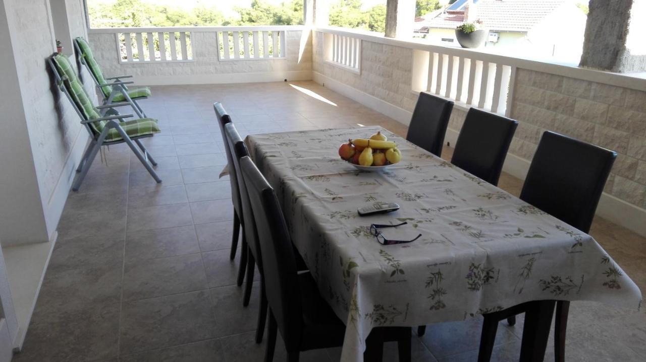 Apartments Marko Sutivan Insel Brac Dış mekan fotoğraf